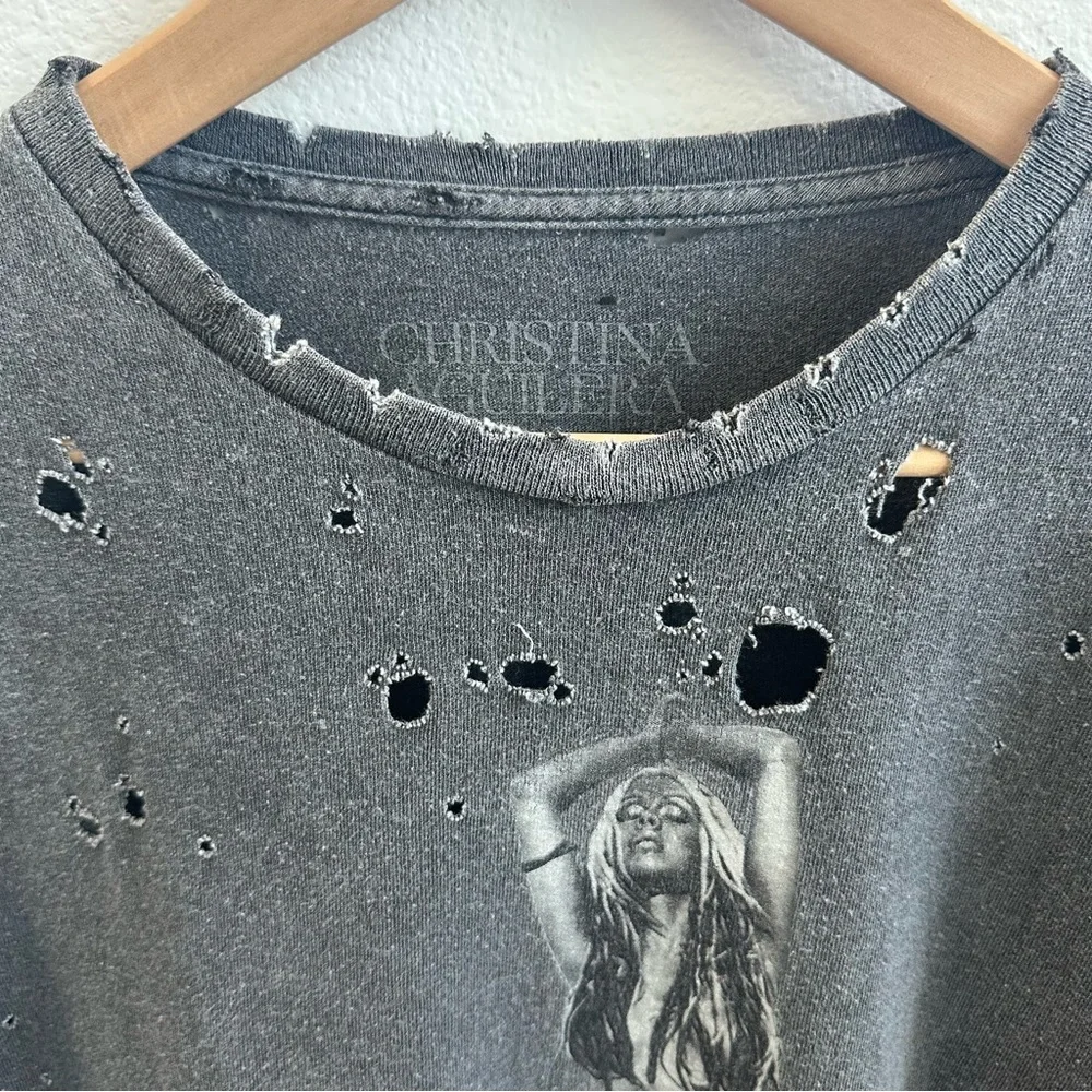 Black Christina Aguilera dirty destroyed t-shirt - Picture 2 of 8